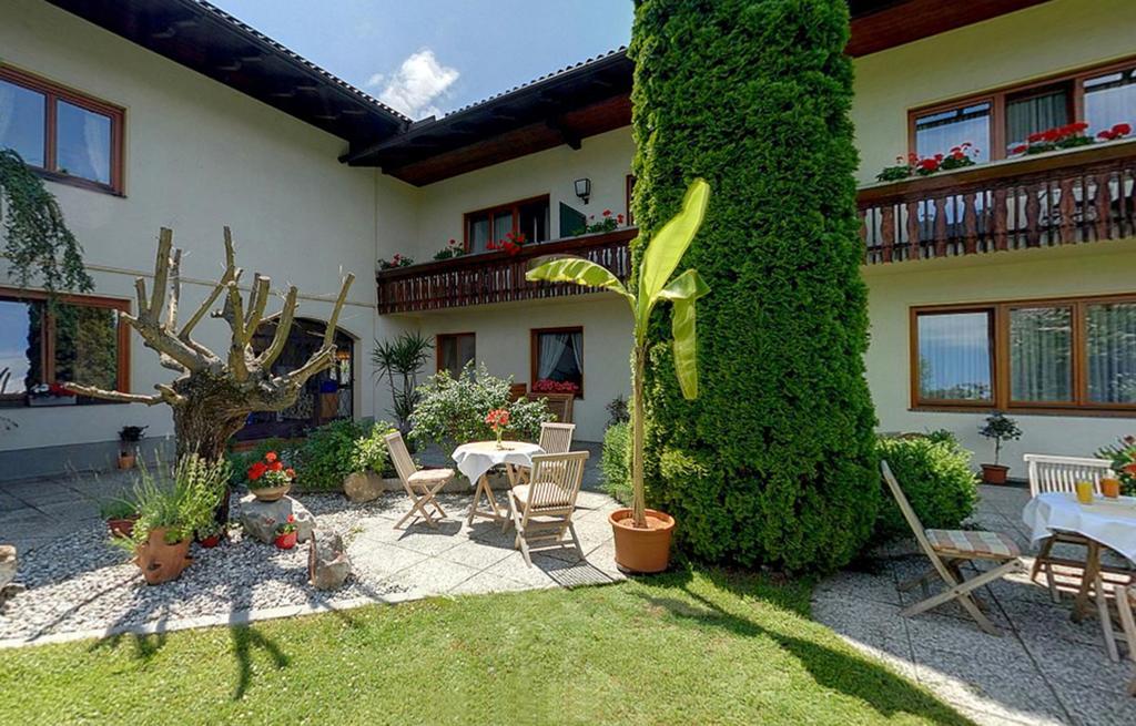 Beautyfarm Landhaus Servus Velden am Wörthersee Kültér fotó