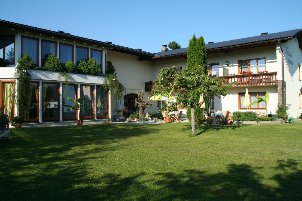 Beautyfarm Landhaus Servus Velden am Wörthersee Kültér fotó